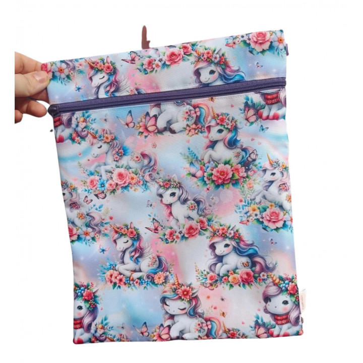 Bolsita impermeable infantil unicornios flores