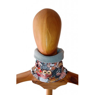 Cuello polar infantil Peluches con forro gris claro, vista doblada.