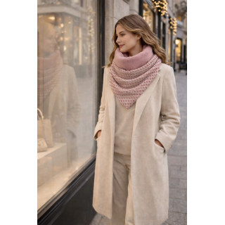 Bufanda triangular tweed rosa elegante | by.Cuqui