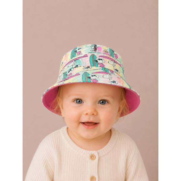Gorrito de pescador reversible estampado Snoopy hecho a mano en algodón – By.Cuqui