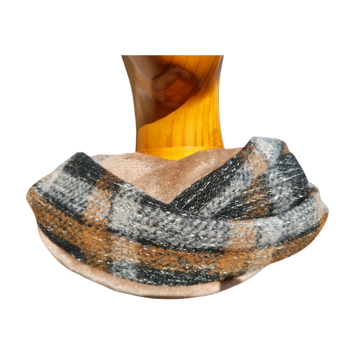 Bufanda infinita de franela y coralina