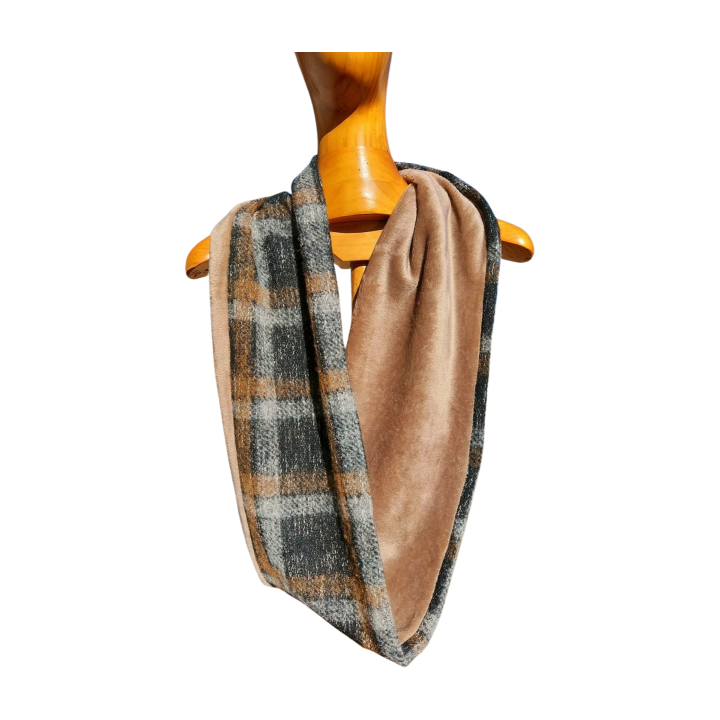 Bufanda infinita de franela y coralina