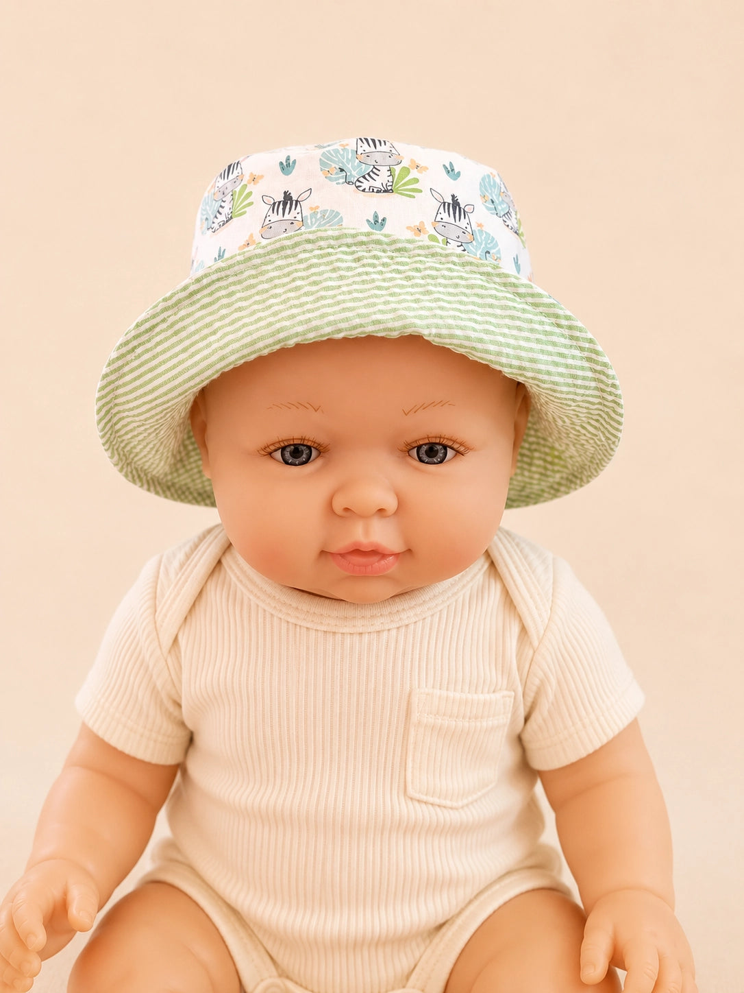 Gorrito de pescador reversible Cebritas para bebé hecho a mano en algodón [Variant: Rayas verdes]
