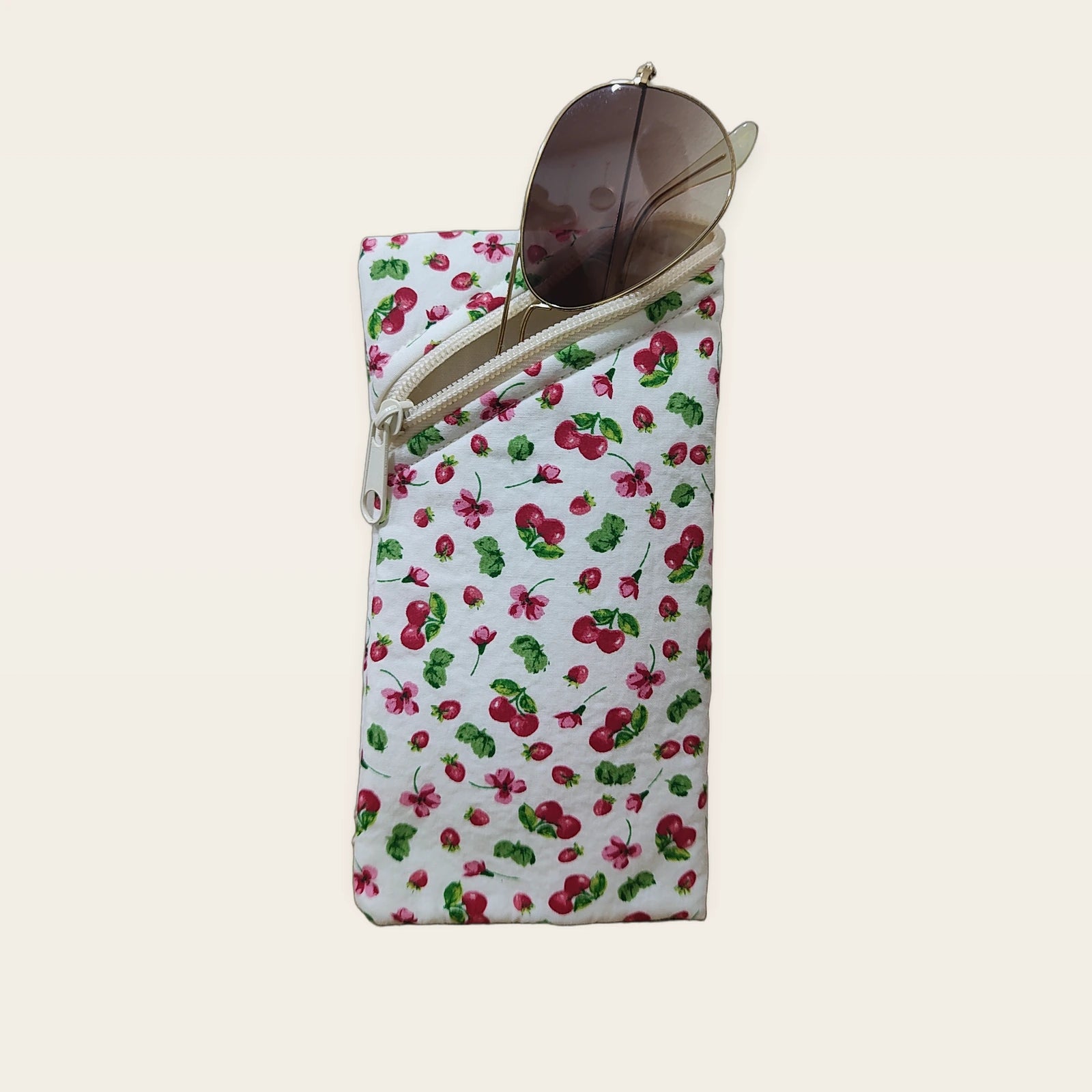 [Variant: Cerezas]
