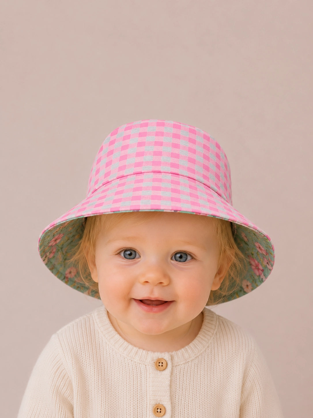 Reverso del gorrito de pescador Koalas con tela Vichy Rosa flúor [Variant: Vichy rosa flúor]