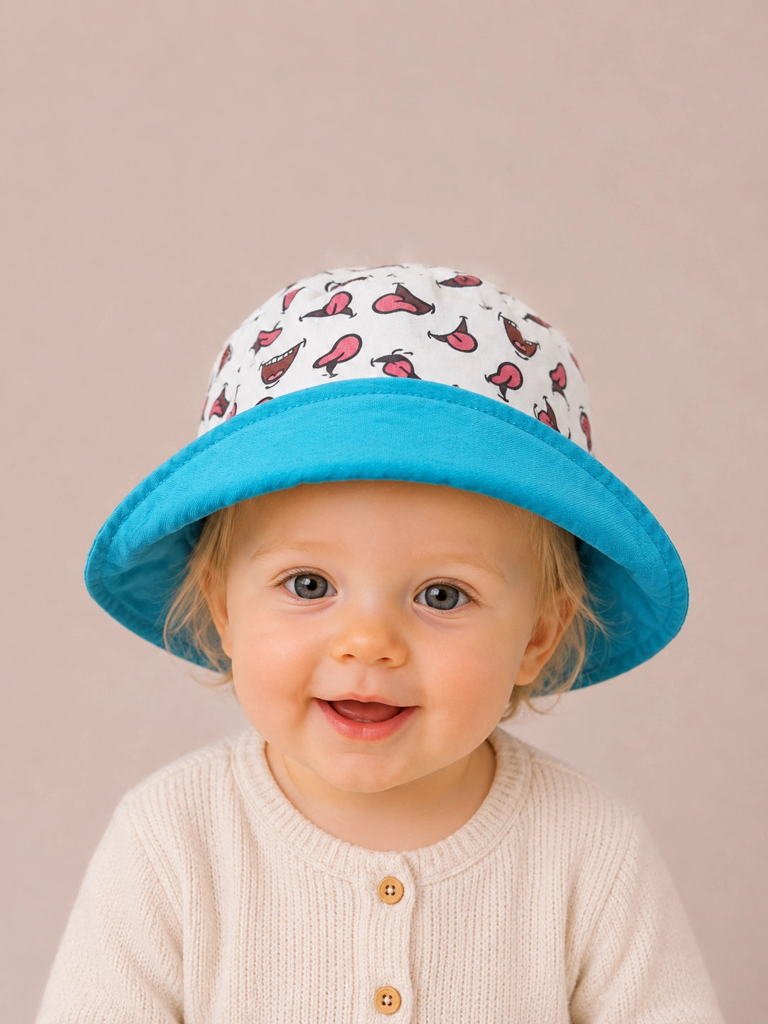 Gorrito de pescador reversible Lenguas hecho a mano en algodón para bebé con reverso azul eléctrico [Variant: Azul eléctrico]