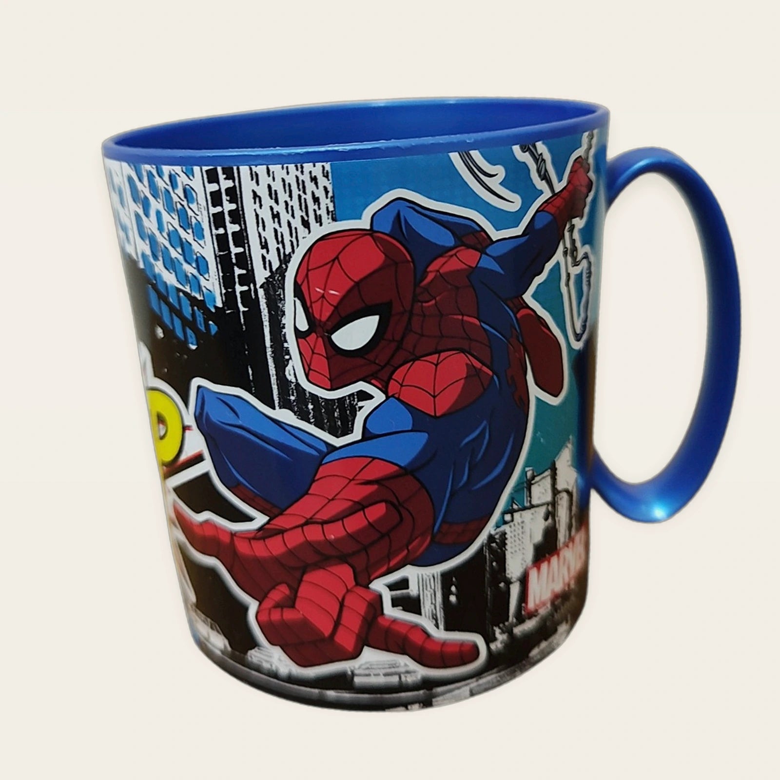 Taza infantil Spider-Man con ilustración de Spider-Man