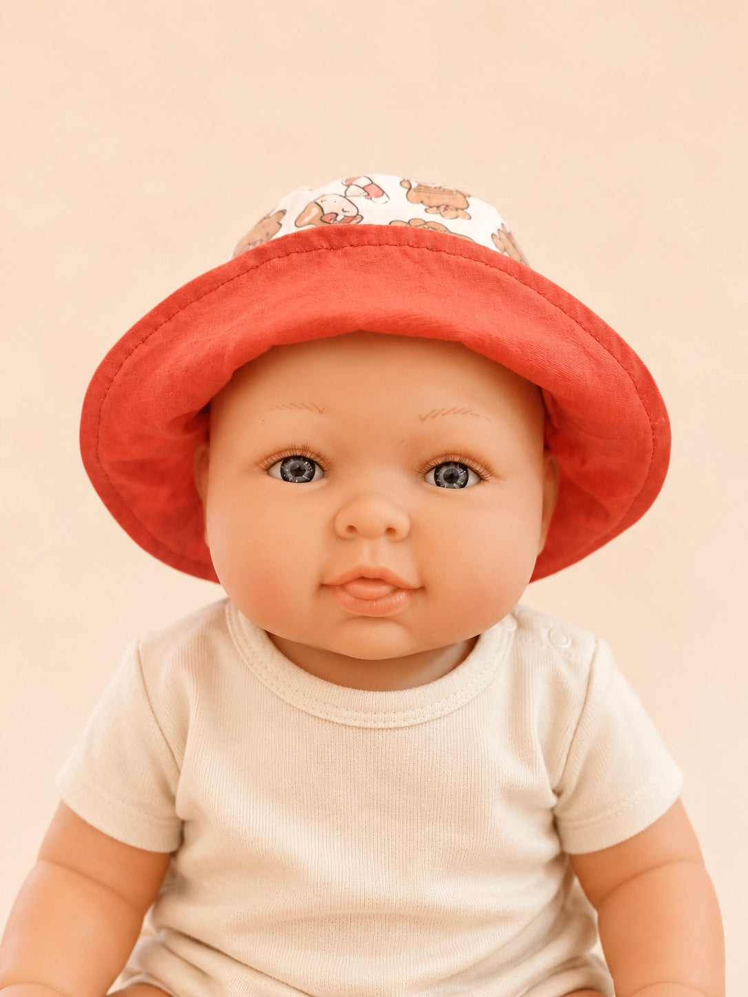 Gorrito pescador reversible Piscina con reverso rojo [Variant: Rojo]