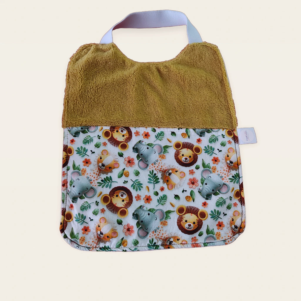 Babero infantil Sabana 3D con rizo de bambú mostaza y cuello elástico