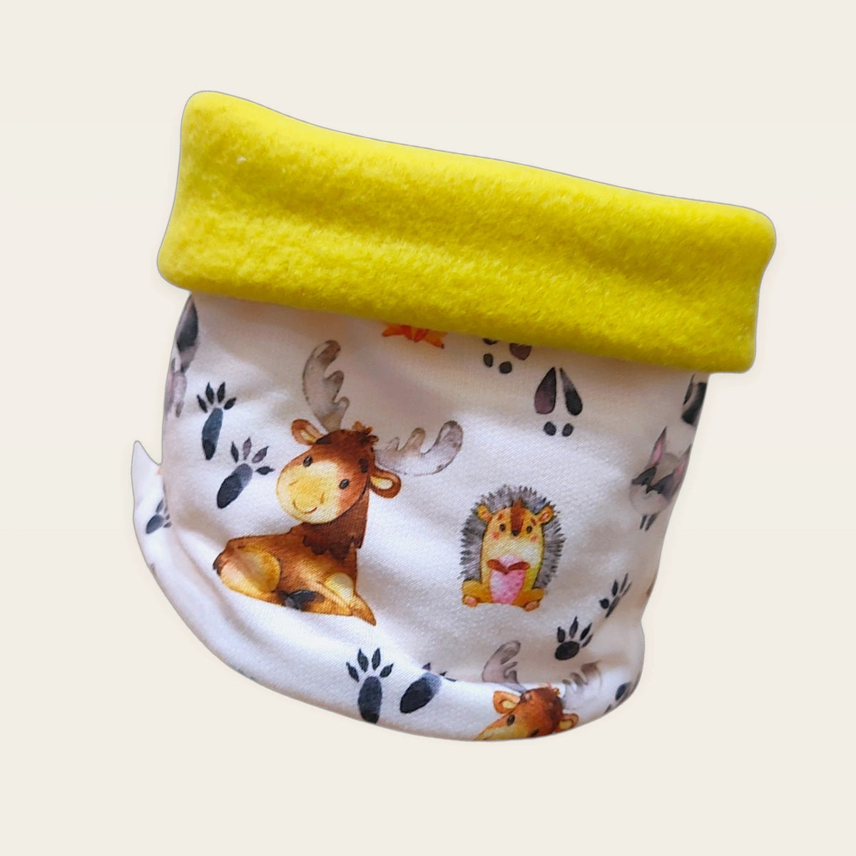 Braga de cuello infantil Animalitos y huellas con el cuello doblado y el polar amarillo sol visible [Variant: Amarillo sol]
