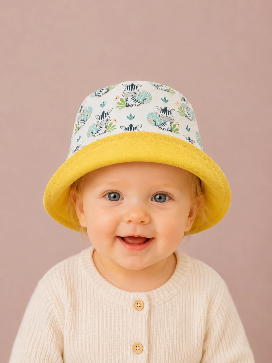 Gorrito de pescador reversible Cebritas para bebé hecho a mano en algodón [Variant: Amarillo sol]