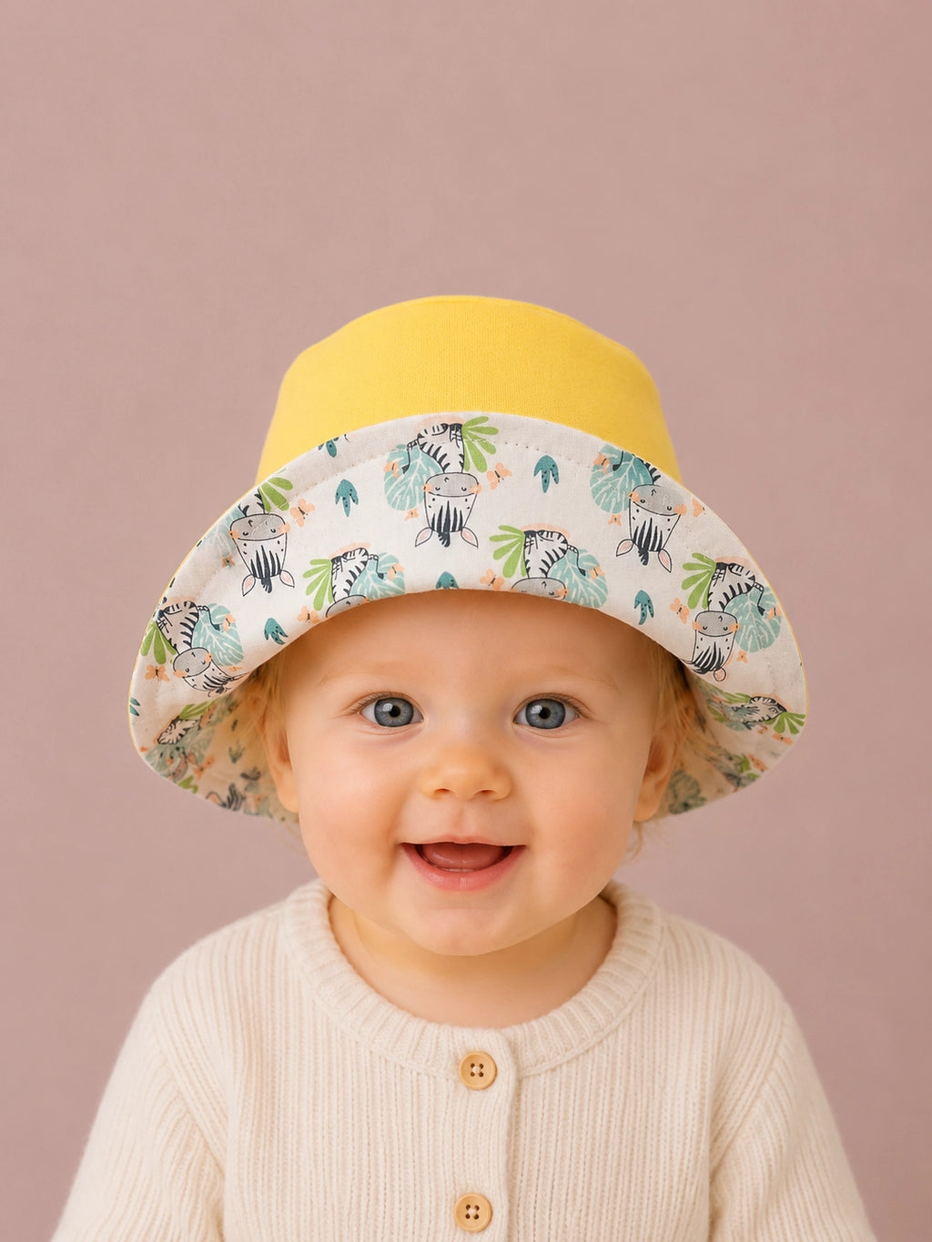 Gorrito reversible Cebritas con interior amarillo sol para bebé [Variant: Amarillo sol]